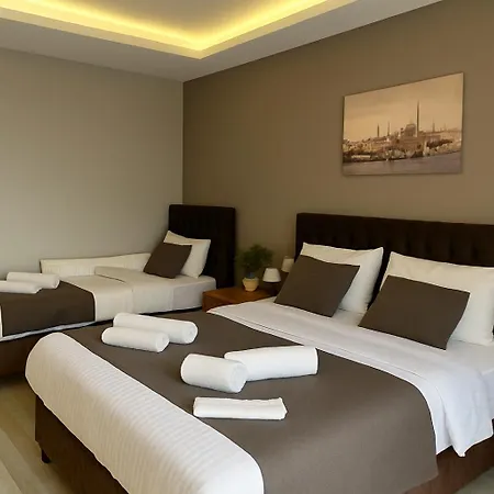 Hostel The Grand Baazar *